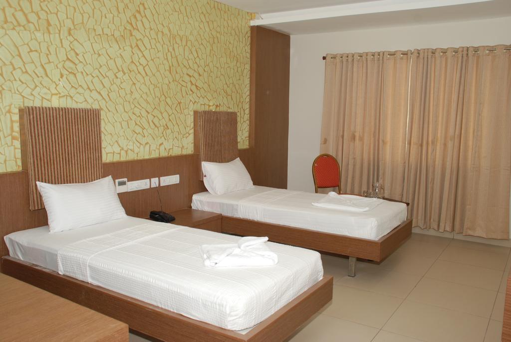 Hotel Pla Amrith Inn Tiruchirappalli ห้อง รูปภาพ
